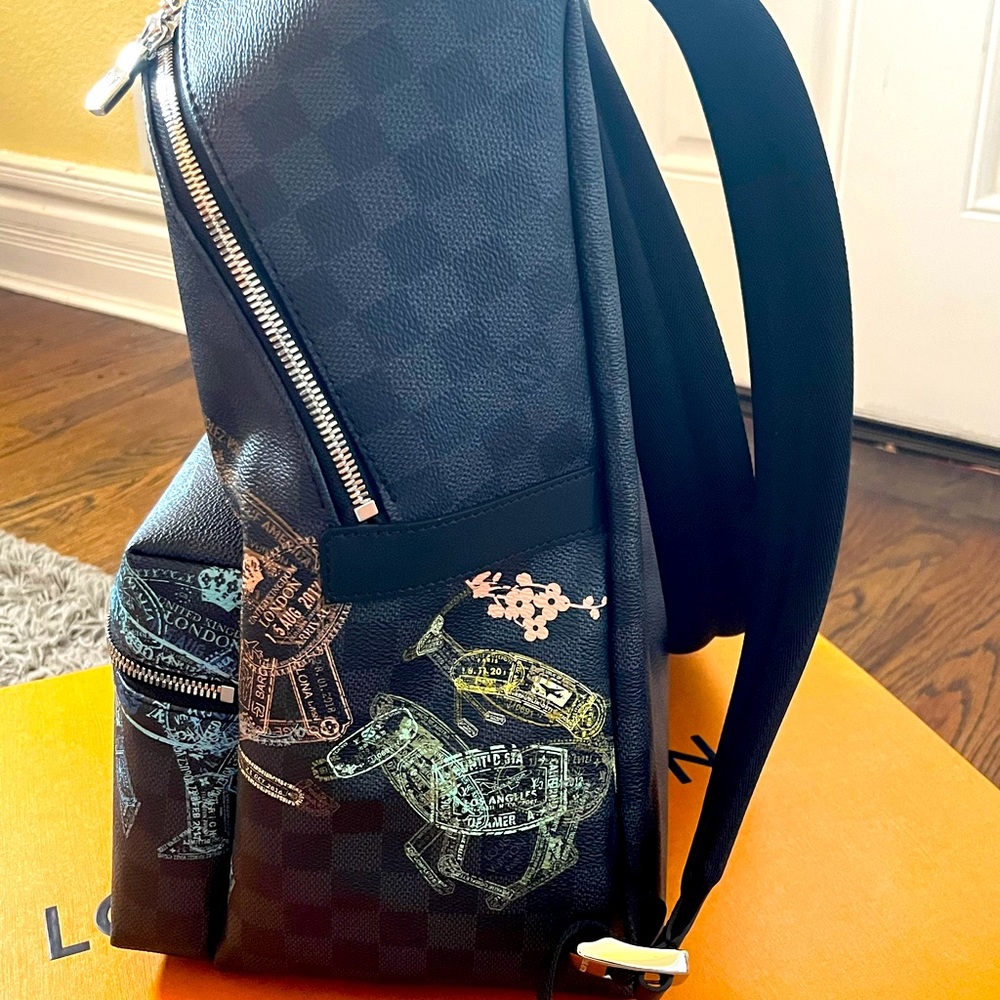 Louis Vuitton Discovery Backpack PM D.Grap.St